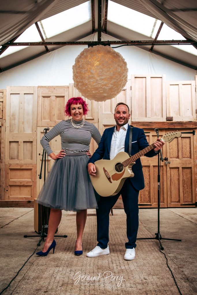 Acoustic duo for weddings