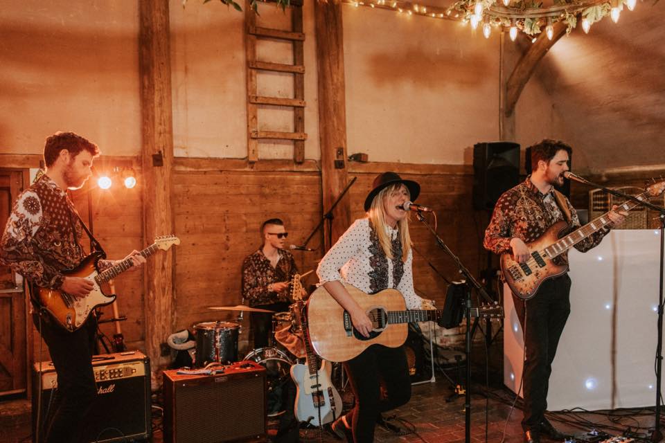 Hire a country band for a wedding